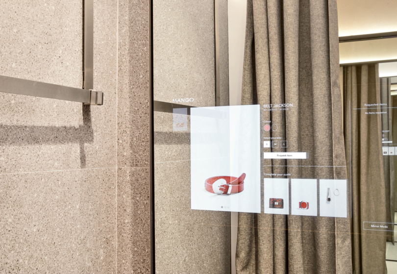 Mango fittingroom