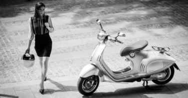 Vespa alia-se à moda nacional