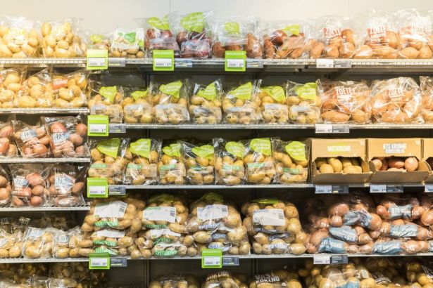 albert heijn promotes potatoes with new products and packaging