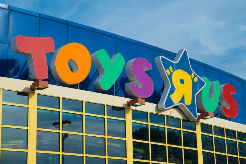 Toys ‘R’ Us investe 750 mil euros e cria 25 novos postos de trabalho