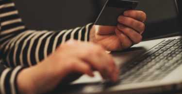 Queixas relacionadas com e-commerce aumentam 51% no primeiro trimestre