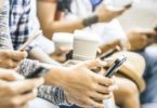 Millennials: a geração do “entusiasmo lúcido” prefere, afinal, as lojas físicas