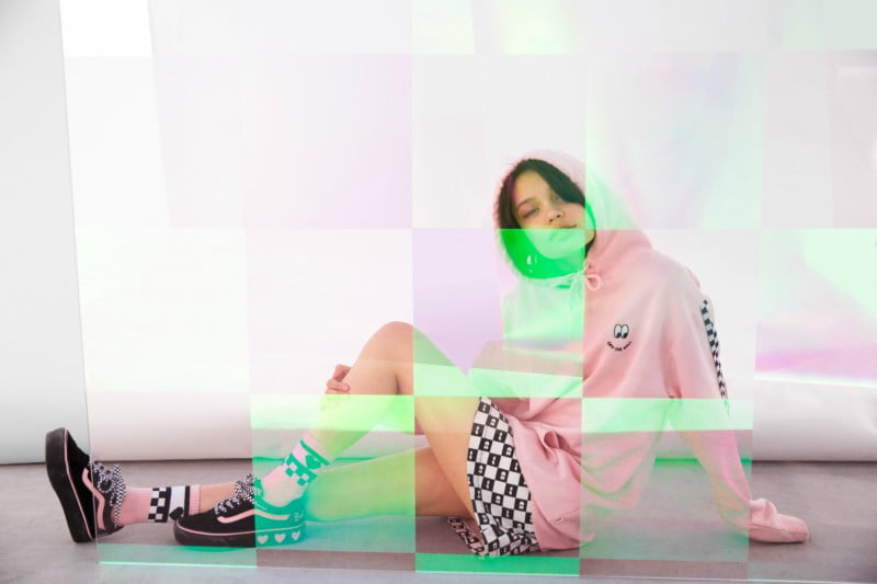 Vans e Lazy Oaf colaboram em nova coleção