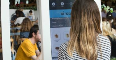 Dolce Vita Tejo instala quiosques digitais de gestão de pedidos de restauração