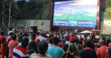 Dolce Vita Tejo transforma praça central em estádio para os jogos do Mundial de Futebol