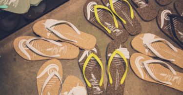 ‘Havaianas portuguesas’ convidam Garrett McNamara para assinar nova coleção