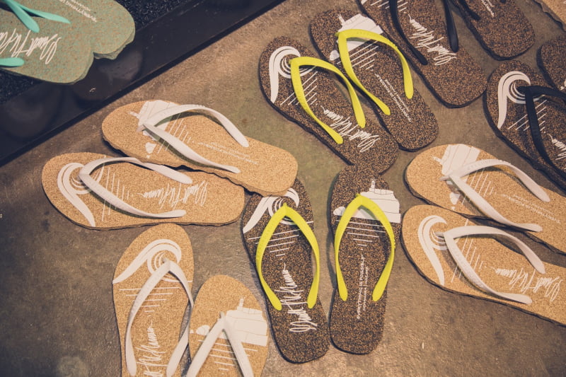 ‘Havaianas portuguesas’ convidam Garrett McNamara para assinar nova coleção