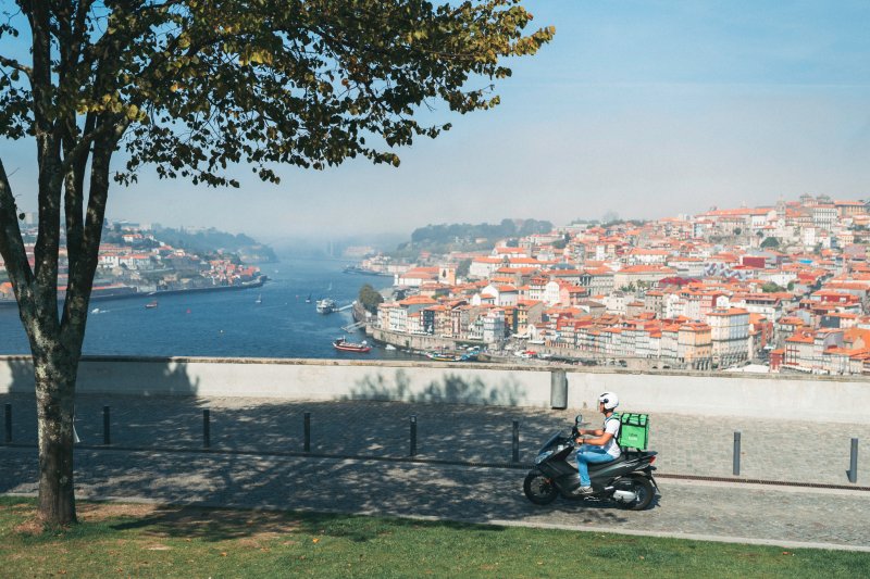 Uber Eats chega a Vila Nova de Gaia