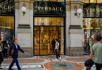 Michael Kors avança para a compra da Versace