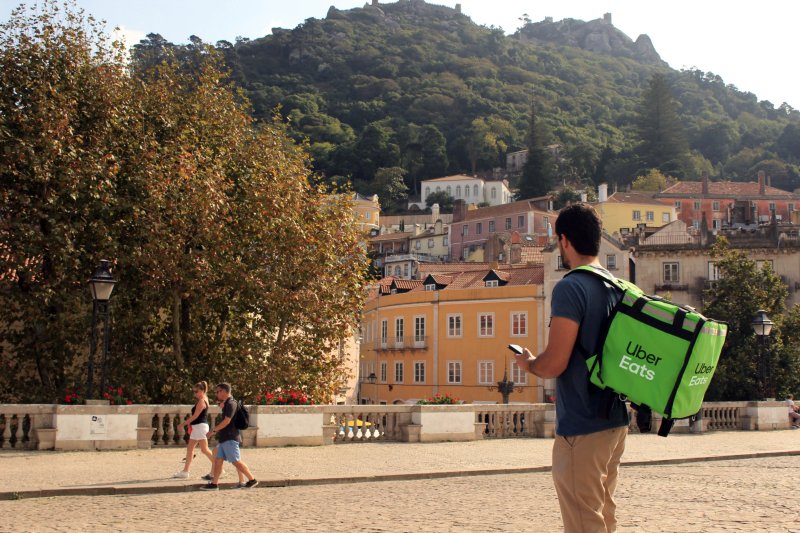 Uber Eats já faz entregas em Sintra
