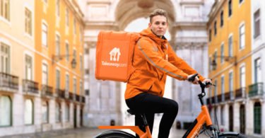 Serviço de entrega de refeições em bicicletas elétricas chega a Lisboa