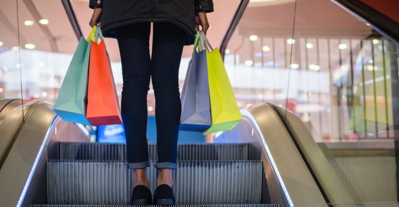 27% dos consumidores portugueses vão gastar metade do subsídio de Natal