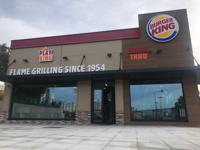 Burger King abre novo restaurante no Estádio Universitário de Lisboa