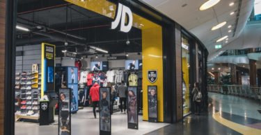 JD Sports alarga oferta com produtos da Levi’s