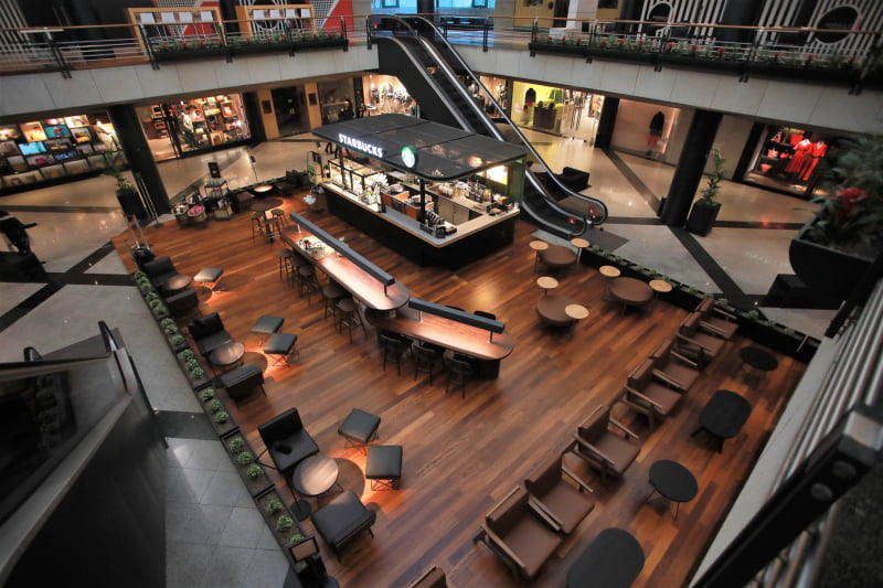 Starbucks abre novo conceito de loja no Porto