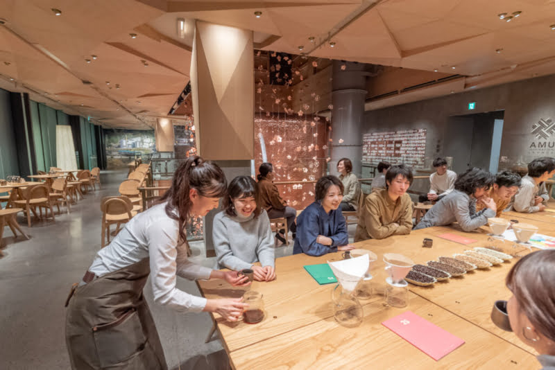 Starbucks Roastery Tóquio Distribuição Hoje