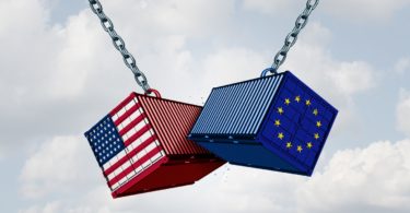 Guerra comercial deixa os EUA e a China em pior situação