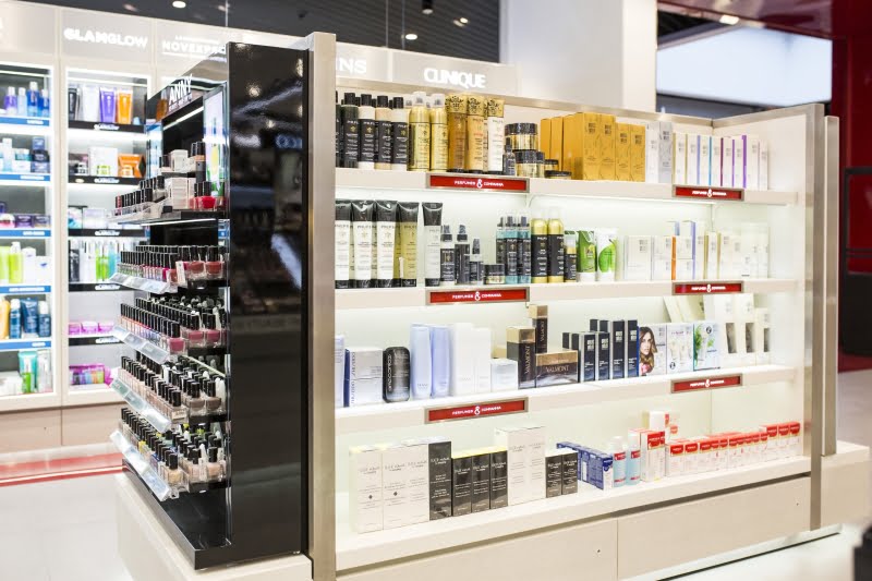 Perfumes & Companhia reabre no Alameda Shop & Stop
