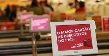 Cartões de fidelização e parcerias convertidas em vantagens