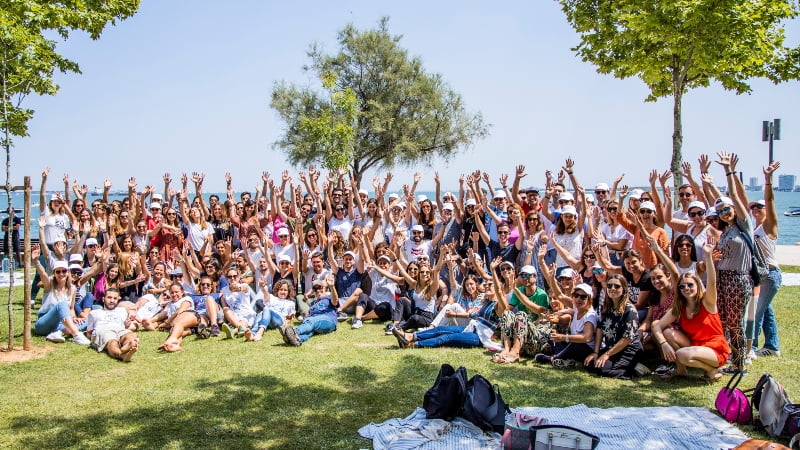 Colaboradores da L'Oréal Portugal recolhem 850 quilos de lixo nas praias do estuário do Sado