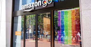 Amazon aposta em lojas físicas