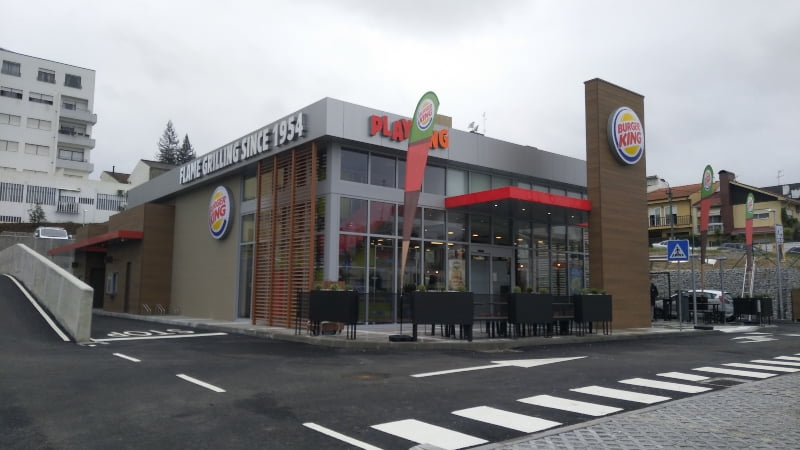 Burger King inaugura restaurante em Paredes