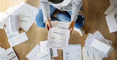 Portugueses com dificuldade em pagar contas dentro dos prazos