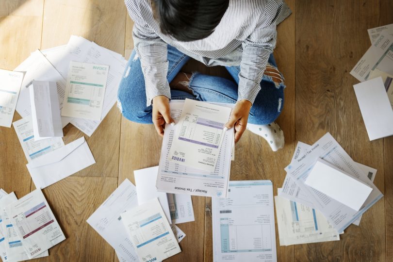 Portugueses com dificuldade em pagar contas dentro dos prazos