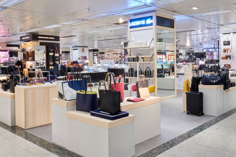 Lacoste renova corner do El Corte Inglés