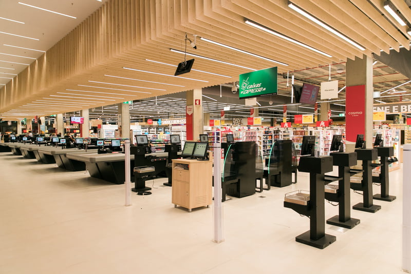 Auchan abre 25.º hipermercado em Portugal
