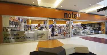 Mira Maia Shopping reabre algumas lojas