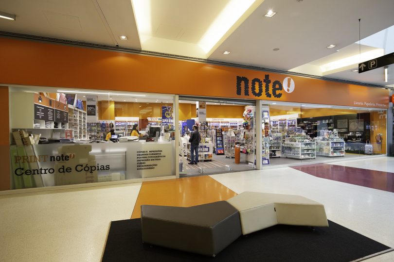 Mira Maia Shopping reabre algumas lojas