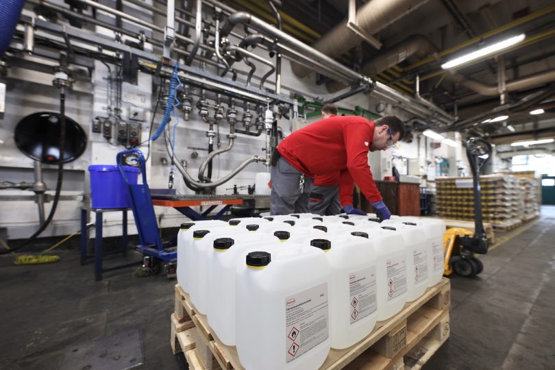 Henkel – Produção de Géis Desinfetantes nas fábricas da Henkel scaled e