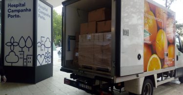 El Corte Inglés entrega lençóis e mantas de produção nacional ao Hospital de Campanha Porto