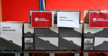 Missão Continente doa cremes reparadores a profissionais de saúde