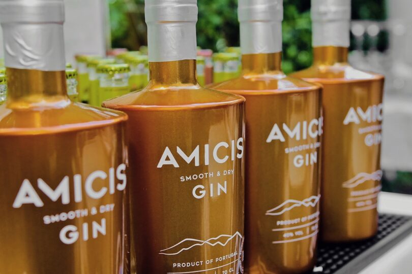 Amicis Solbel e