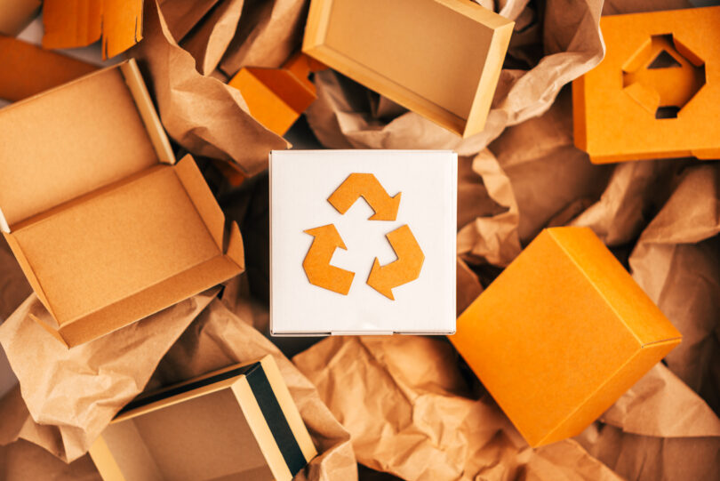 iStock  e