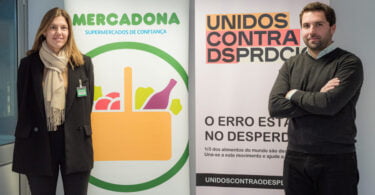 Ana Mendia Diretora de Responsabilidade Social da Mercadona Portugal Francisco Mello e Castro Coordenador Executivo do Mov Unidos Contra Desperdício scaled e