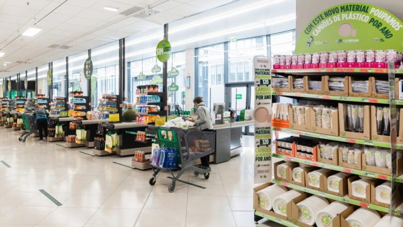 Mercadona põe fim aos descartáveis de plástico de uso único