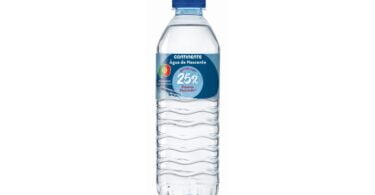 Continente poupa 400 toneladas de plástico com novas garrafas de água