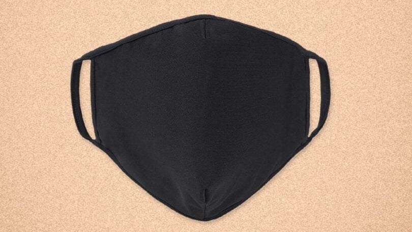 A marca de moda portuguesa MO lançou uma campanha de reciclagem das máscaras MOxAd-Tech, que permite a troca por uma nova por um euro.