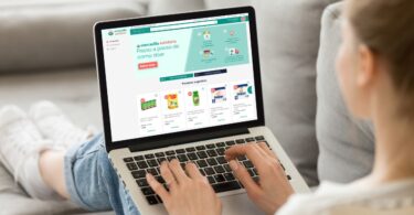 O Mercadão lançou a loja Mercadão Solidário que permite aos consumidores contribuir com bens essenciais para instituições solidárias.