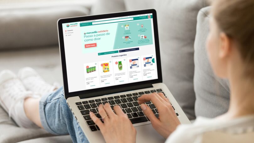 O Mercadão lançou a loja Mercadão Solidário que permite aos consumidores contribuir com bens essenciais para instituições solidárias.