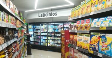 Um novo supermercado Coviran abriu portas na freguesia de Venteira, na Amadora e quer ser "um apoio fundamental às compras diárias".
