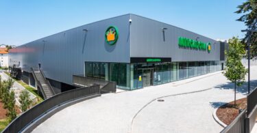 A Mercadona vai abrir a 13 de julho o terceiro supermercado na cidade do Porto, na freguesia de Lordelo do Ouro, uma das mais antigas.