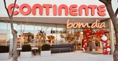O Continente inaugurou uma loja Continente Bom Dia em Bom João, em Faro, criando 58 novos postos de trabalho na região.