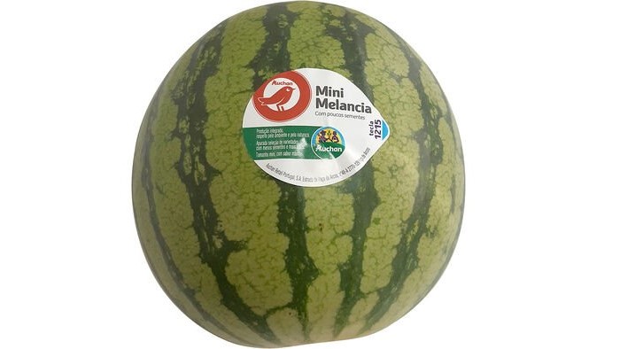 A mini melancia produzida nas regiões do Algarve e Alentejo recebeu o selo Produção Controlada da cadeia de supermercados Auchan.