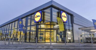 O Lidl está a construir uma zona comercial de conveniência na área de serviço de Oeiras, na A5, no sentido Lisboa-Cascais.