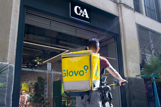 Glovo e C&A