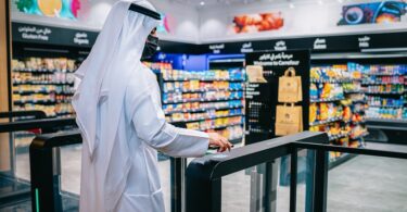 City Carrefour Dubai supermercado inteligente